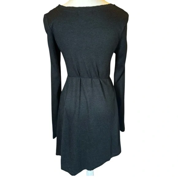 Love Tree Black Asymmetrical Dress - Picture 4 of 10